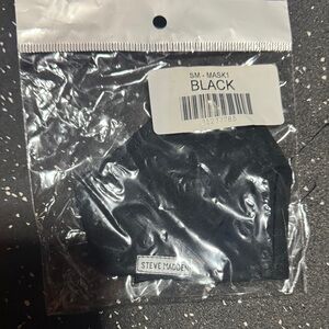 Steve Madden Classic Black Face Mask